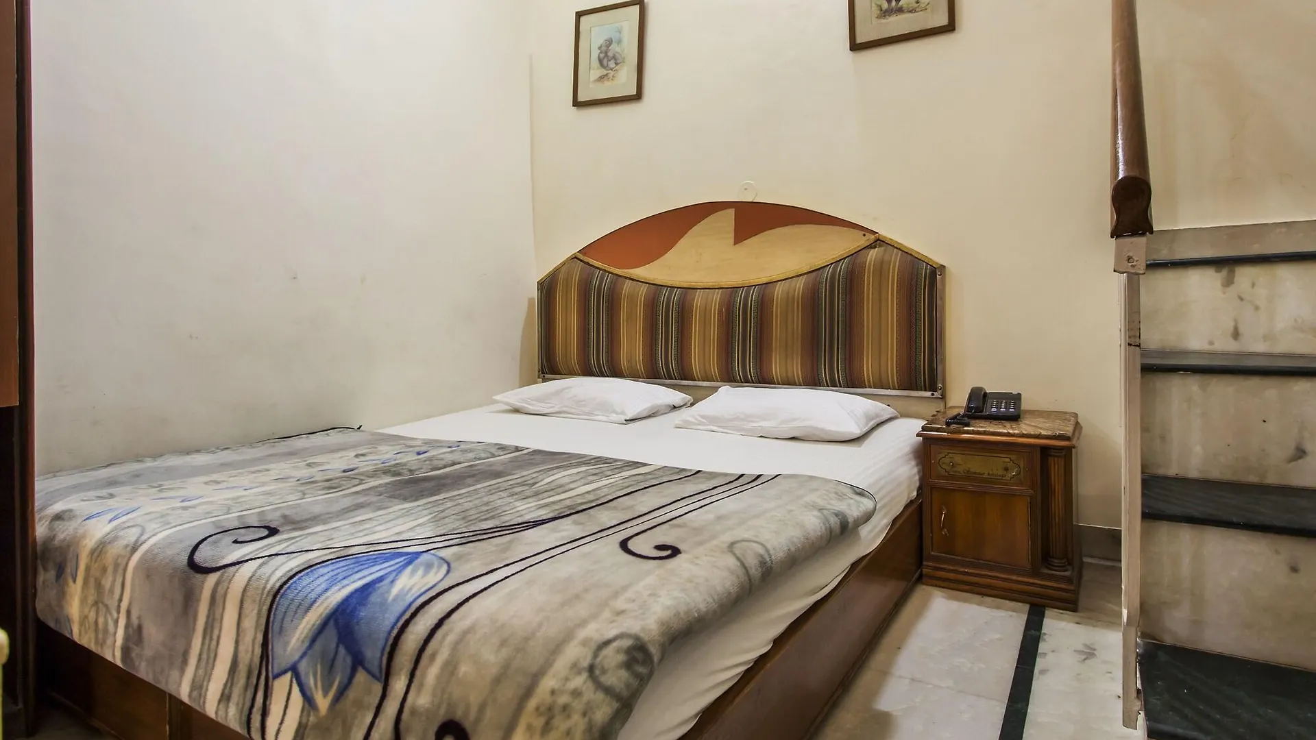 Hotel Sunshine Delhi  Delhi (National Capital Territory of India)